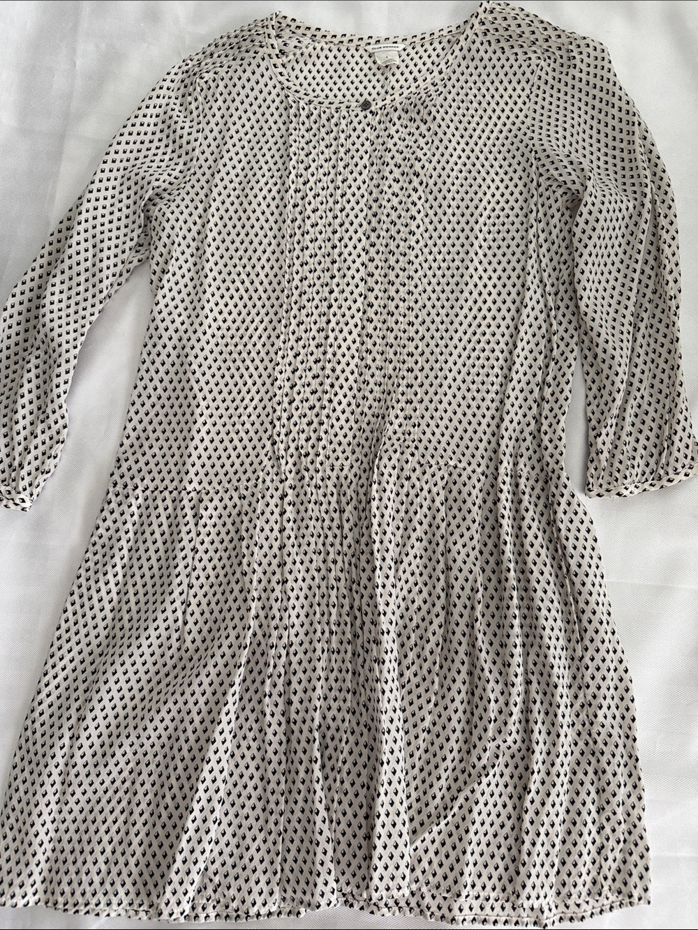 Women’s Cream Printed Long-Sleeve Dress
